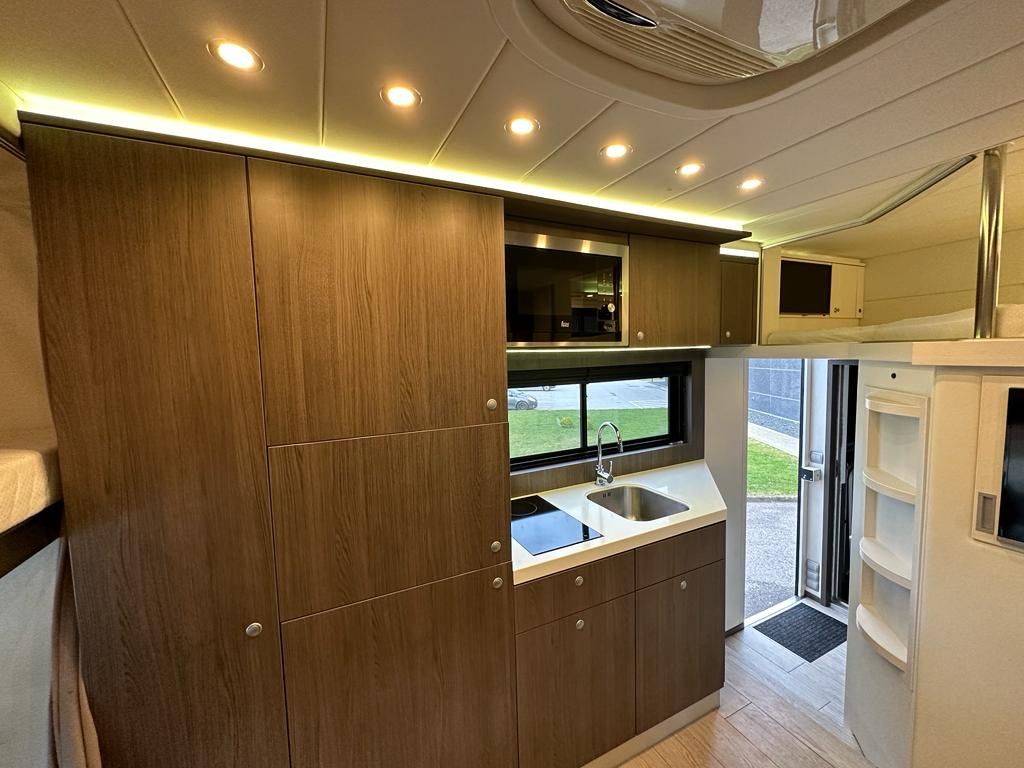 Zware paardenvrachtwagen (groot rijbewijs) Autre marque VOLVO 0 Tweedehands