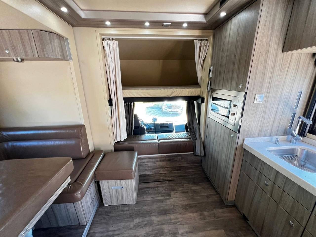 Zware paardenvrachtwagen (groot rijbewijs) Autre marque MAN  0 Tweedehands