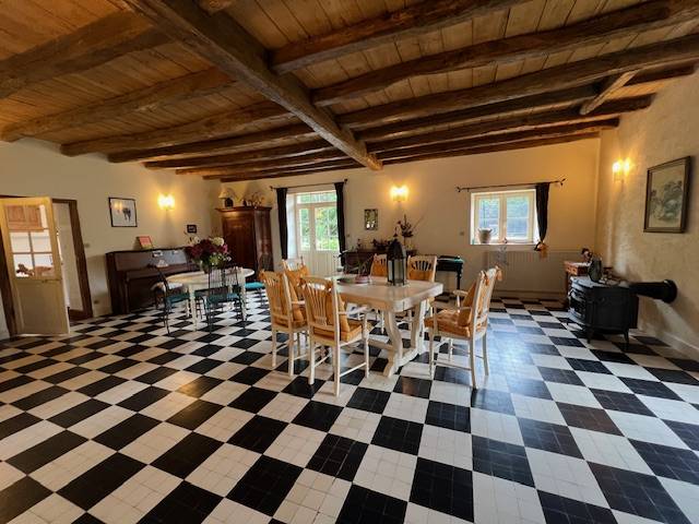 Mooi hippisch vastgoed Koop Vienne