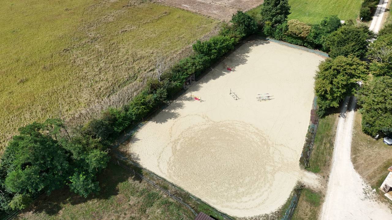 Mooi hippisch vastgoed Koop Vienne