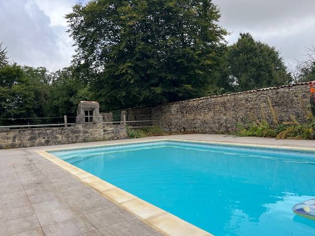 Mooi hippisch vastgoed Koop Vienne