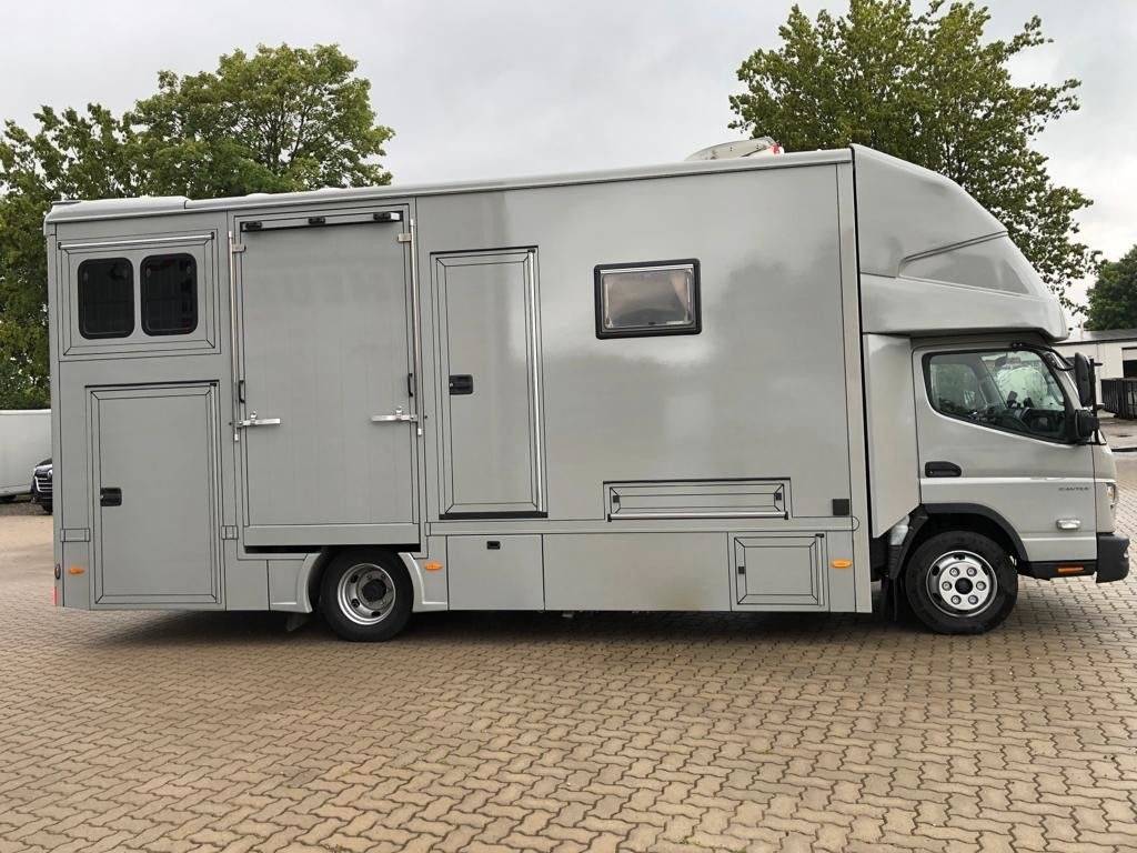 Zware paardenvrachtwagen (groot rijbewijs) Autre marque FUSO  0 Nieuw