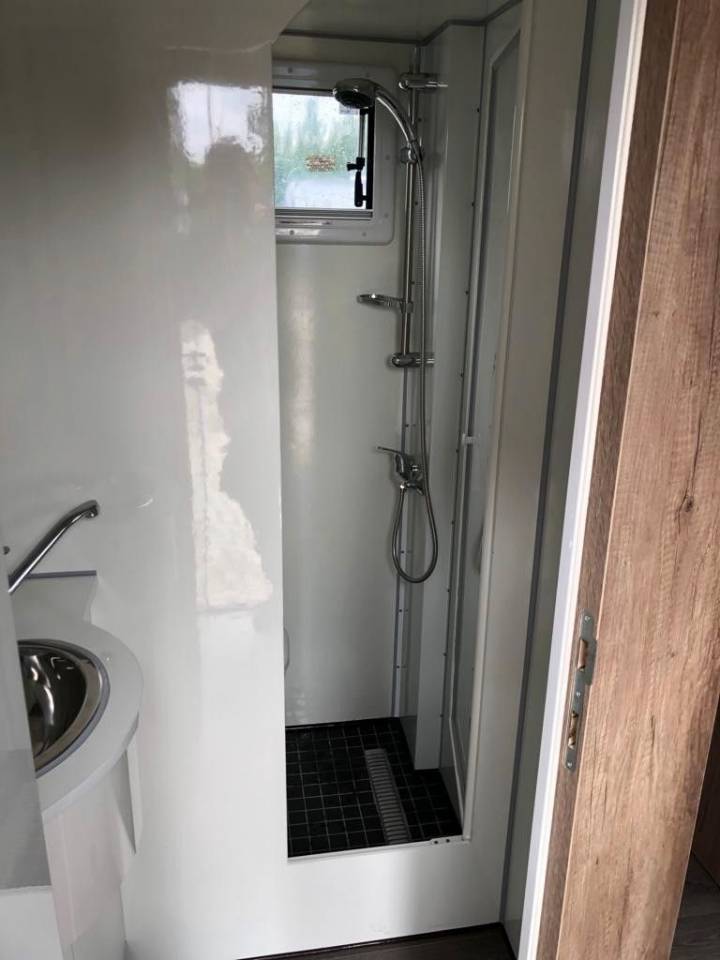 Zware paardenvrachtwagen (groot rijbewijs) Autre marque FUSO  0 Nieuw