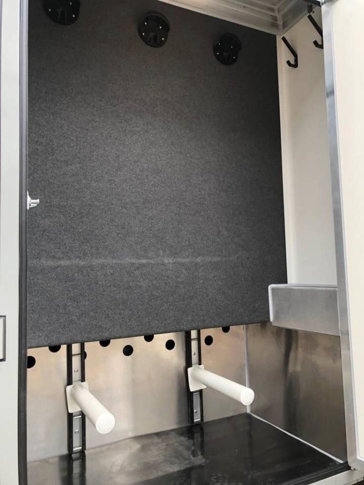 Zware paardenvrachtwagen (groot rijbewijs) Autre marque FUSO  0 Nieuw