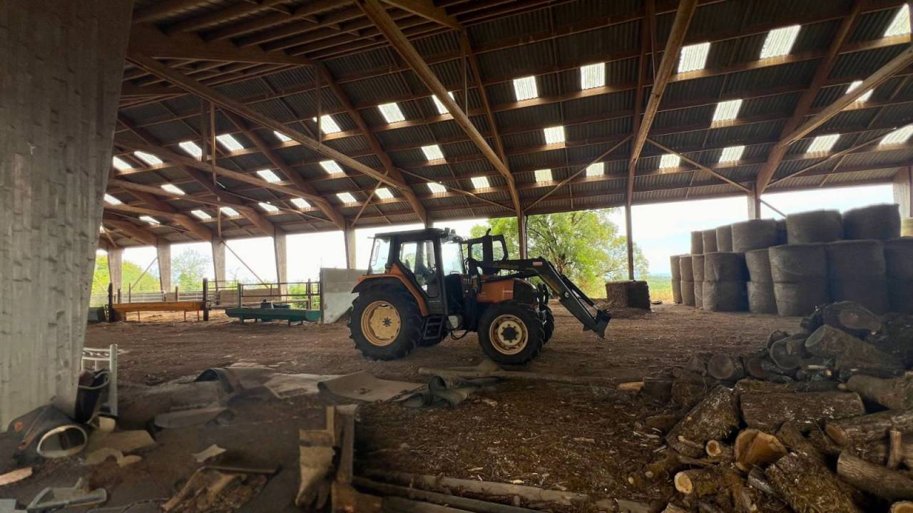 Hippisch vastgoed Koop Lot