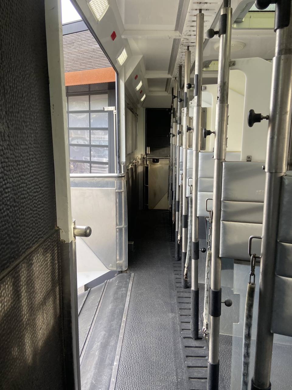 Zware paardenvrachtwagen (groot rijbewijs) STX  2015 Tweedehands