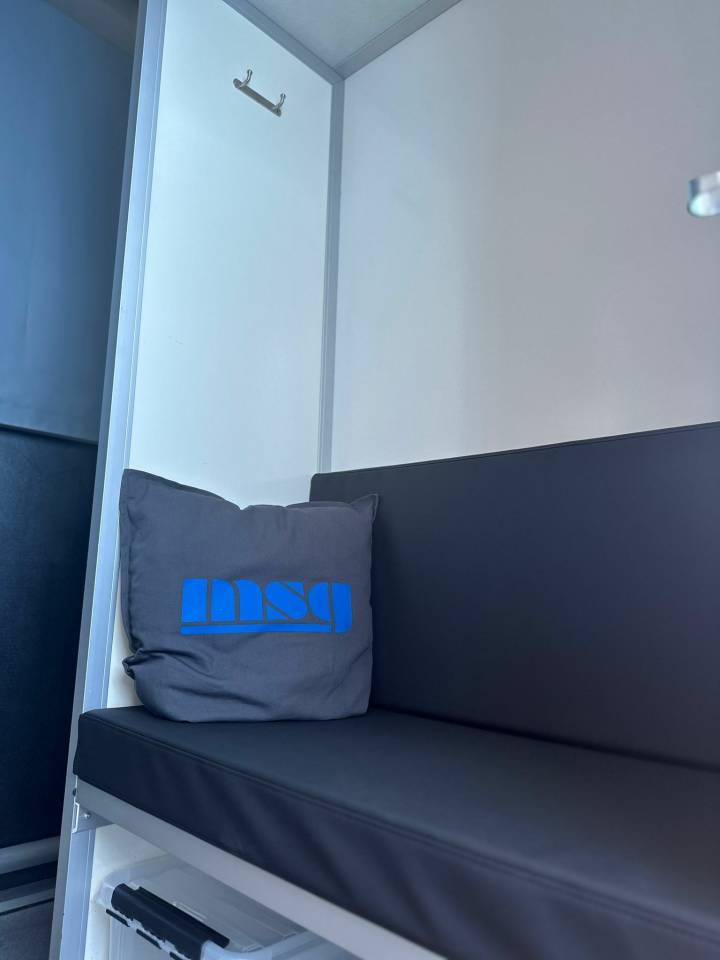 Zware paardenvrachtwagen (groot rijbewijs) Iveco IVECO 0 Nieuw