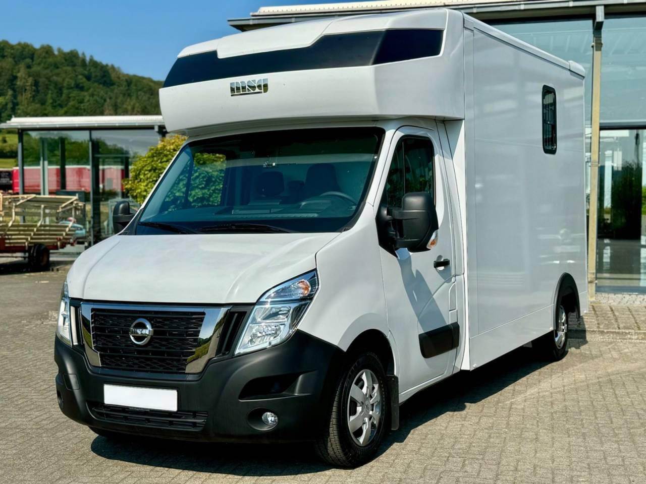 Kleine paardenvrachtwagen (B rijbewijs) Autre marque NISSAN 0 Nieuw