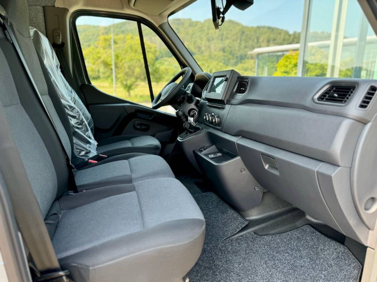 Kleine paardenvrachtwagen (B rijbewijs) Autre marque NISSAN 0 Nieuw