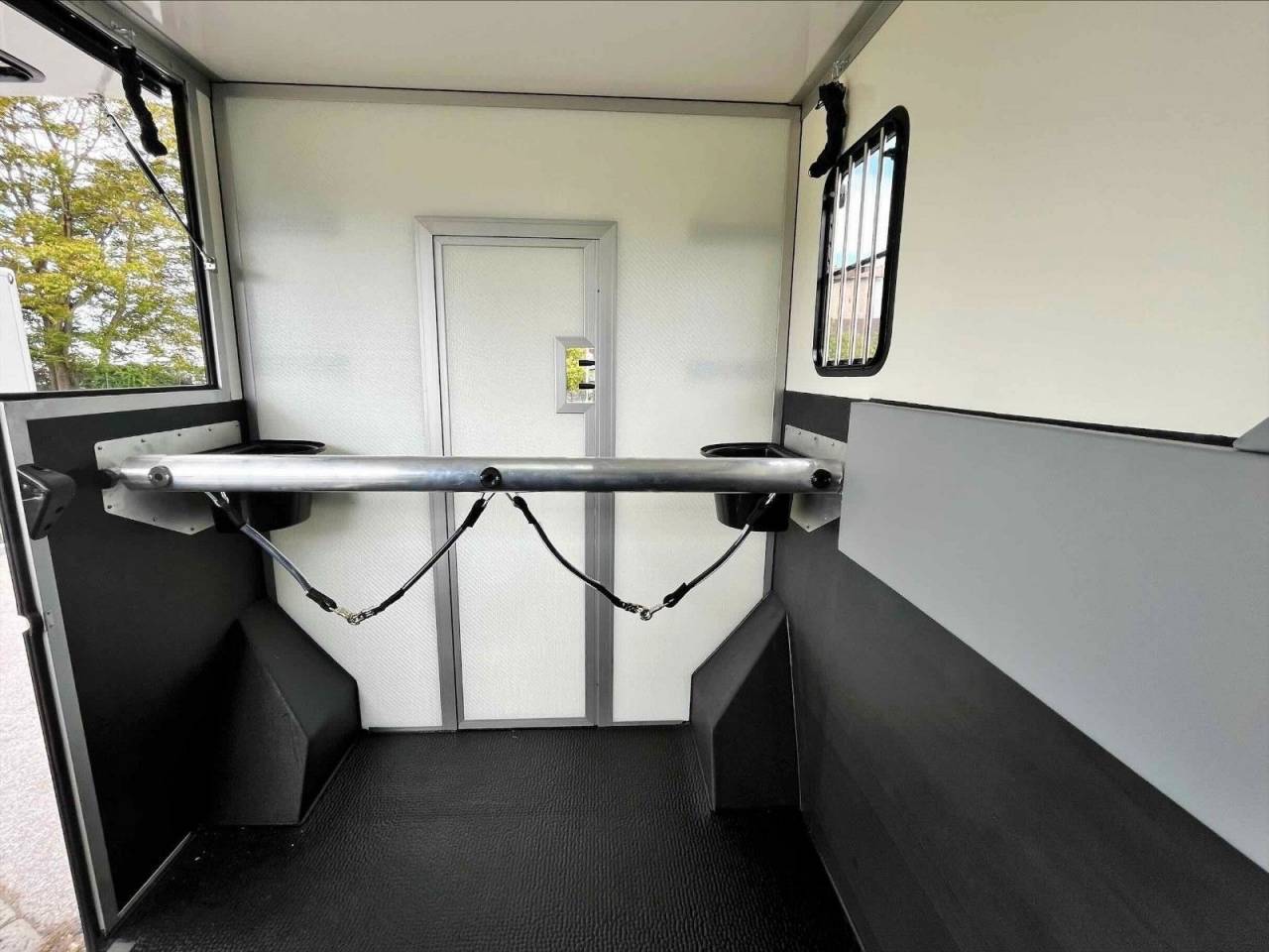 Kleine paardenvrachtwagen (B rijbewijs) Autre marque PEUGEOT 0 Nieuw