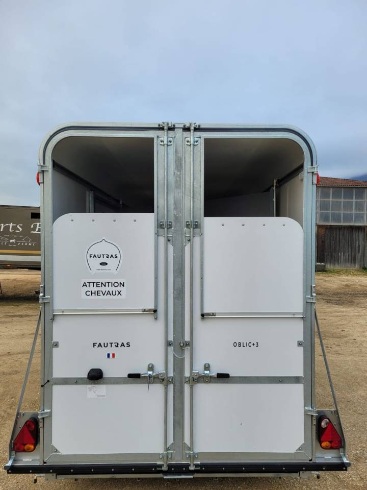 Paardentrailers Fautras OBLIC+3 3 Paarden 2024 Nieuw