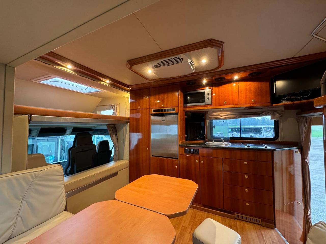 Zware paardenvrachtwagen (groot rijbewijs) Man AK 2007 Tweedehands