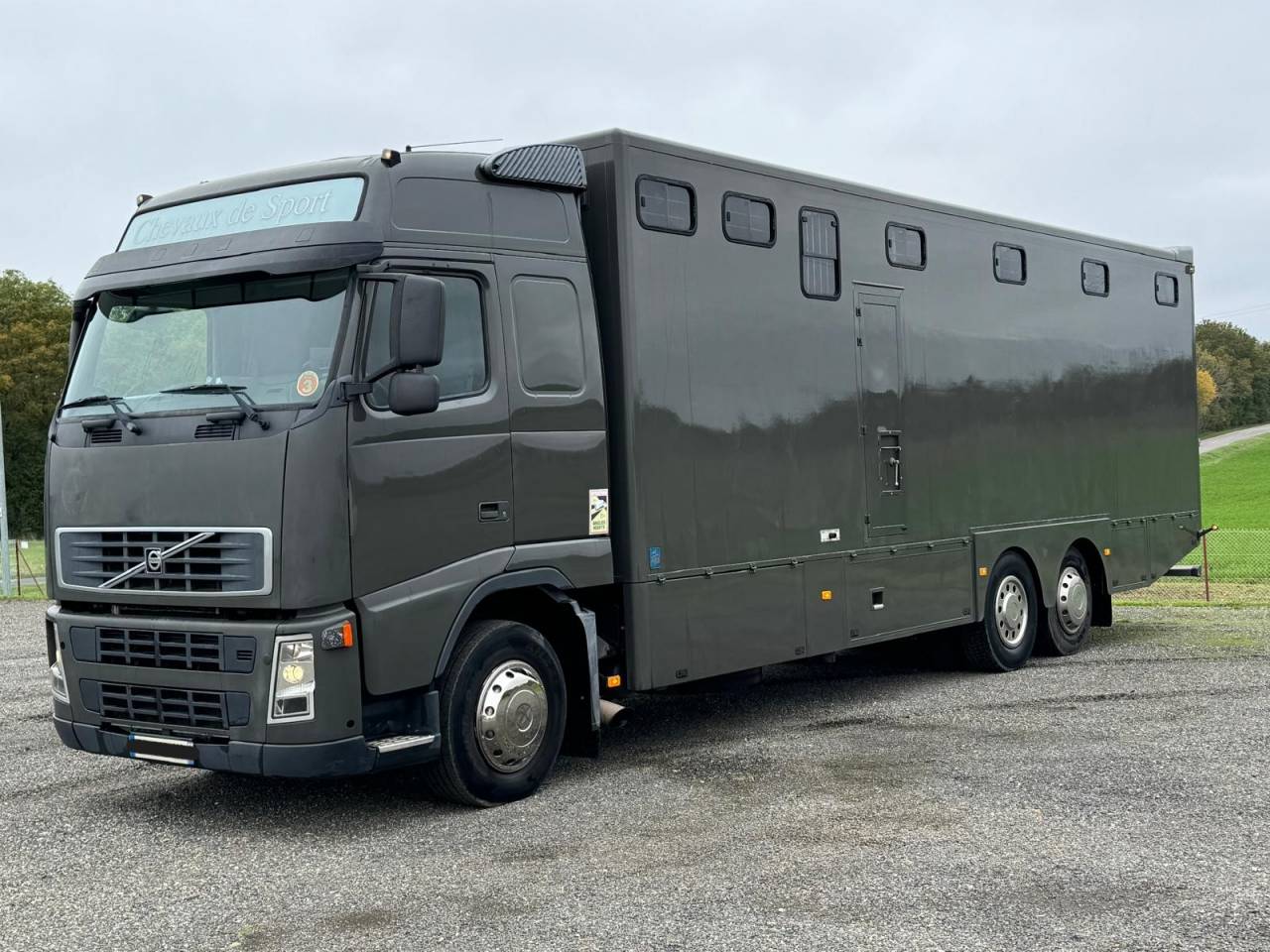 Zware paardenvrachtwagen (groot rijbewijs) MTM VOLVO 2006 Tweedehands