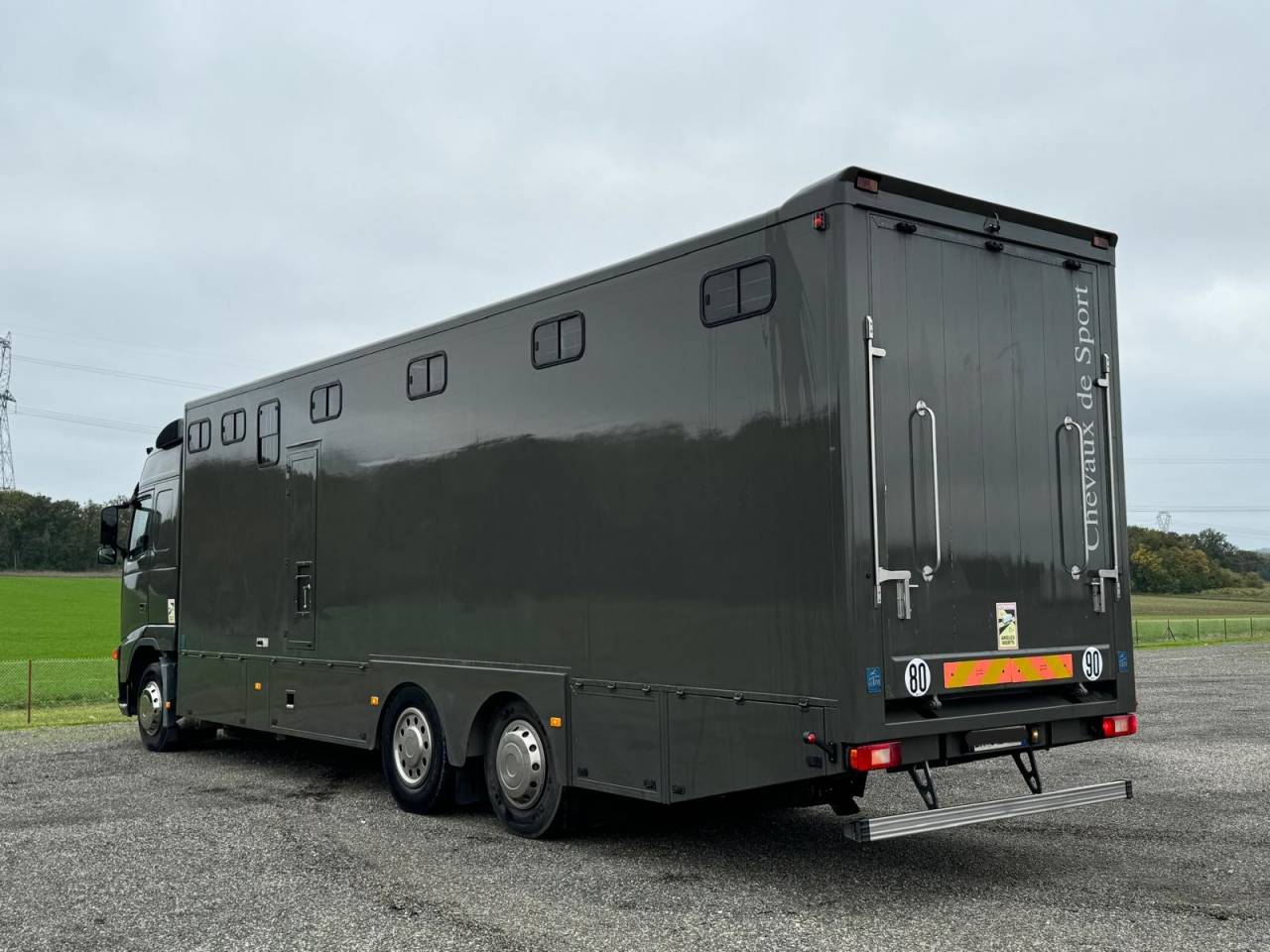 Zware paardenvrachtwagen (groot rijbewijs) MTM VOLVO 2006 Tweedehands