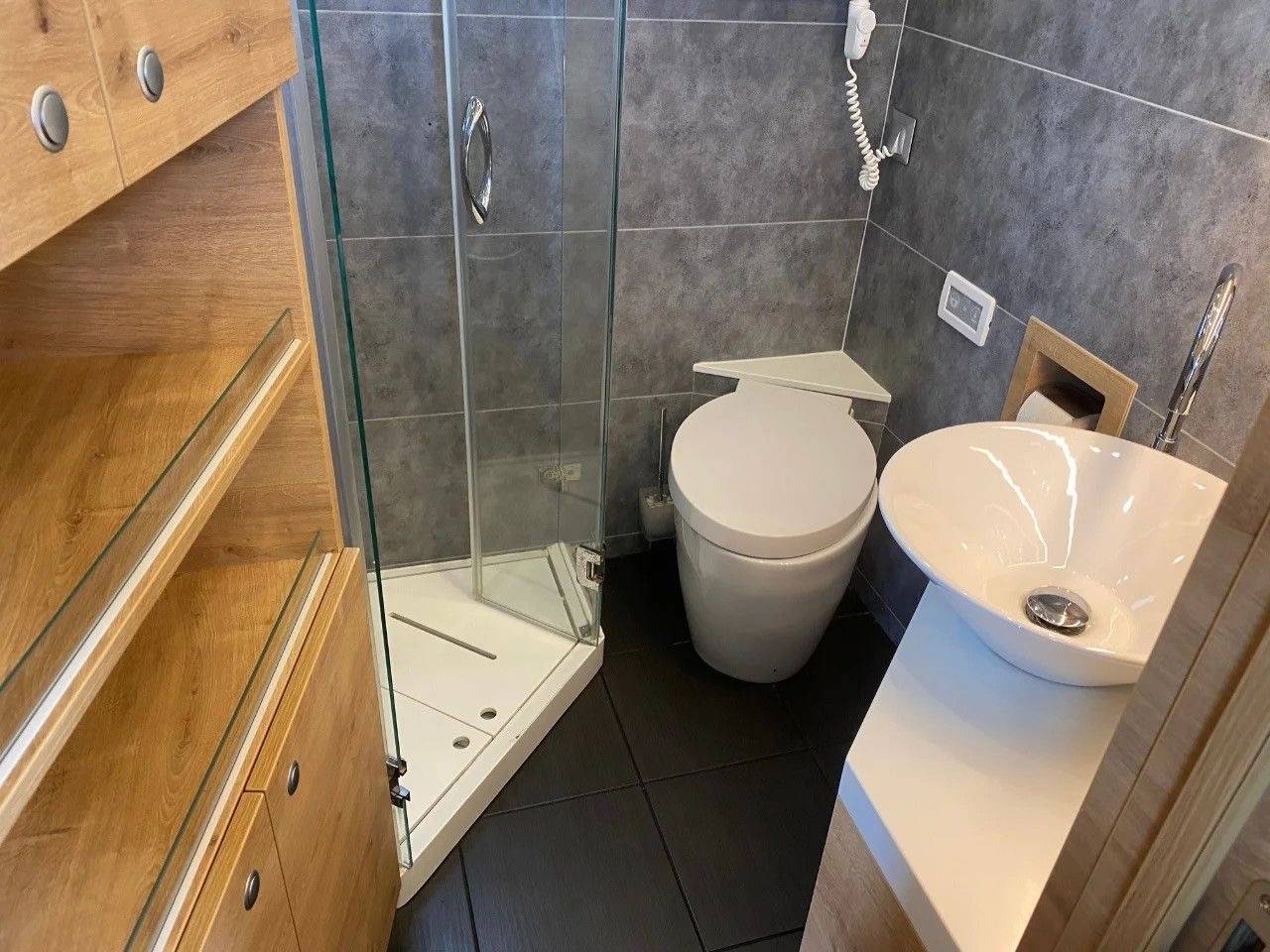 Zware paardenvrachtwagen (groot rijbewijs) Mercedes MERCEDES-BENZ 0 Tweedehands