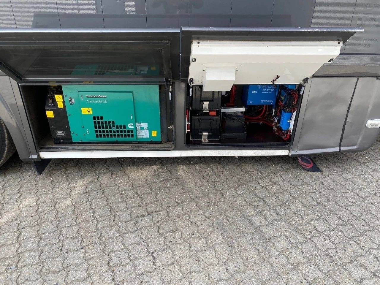 Zware paardenvrachtwagen (groot rijbewijs) Mercedes MERCEDES-BENZ 0 Tweedehands