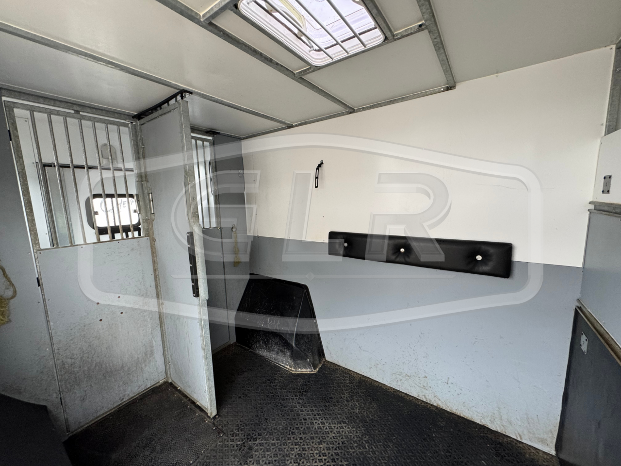 Kleine paardenvrachtwagen (B rijbewijs) AP Petit  2017 Tweedehands