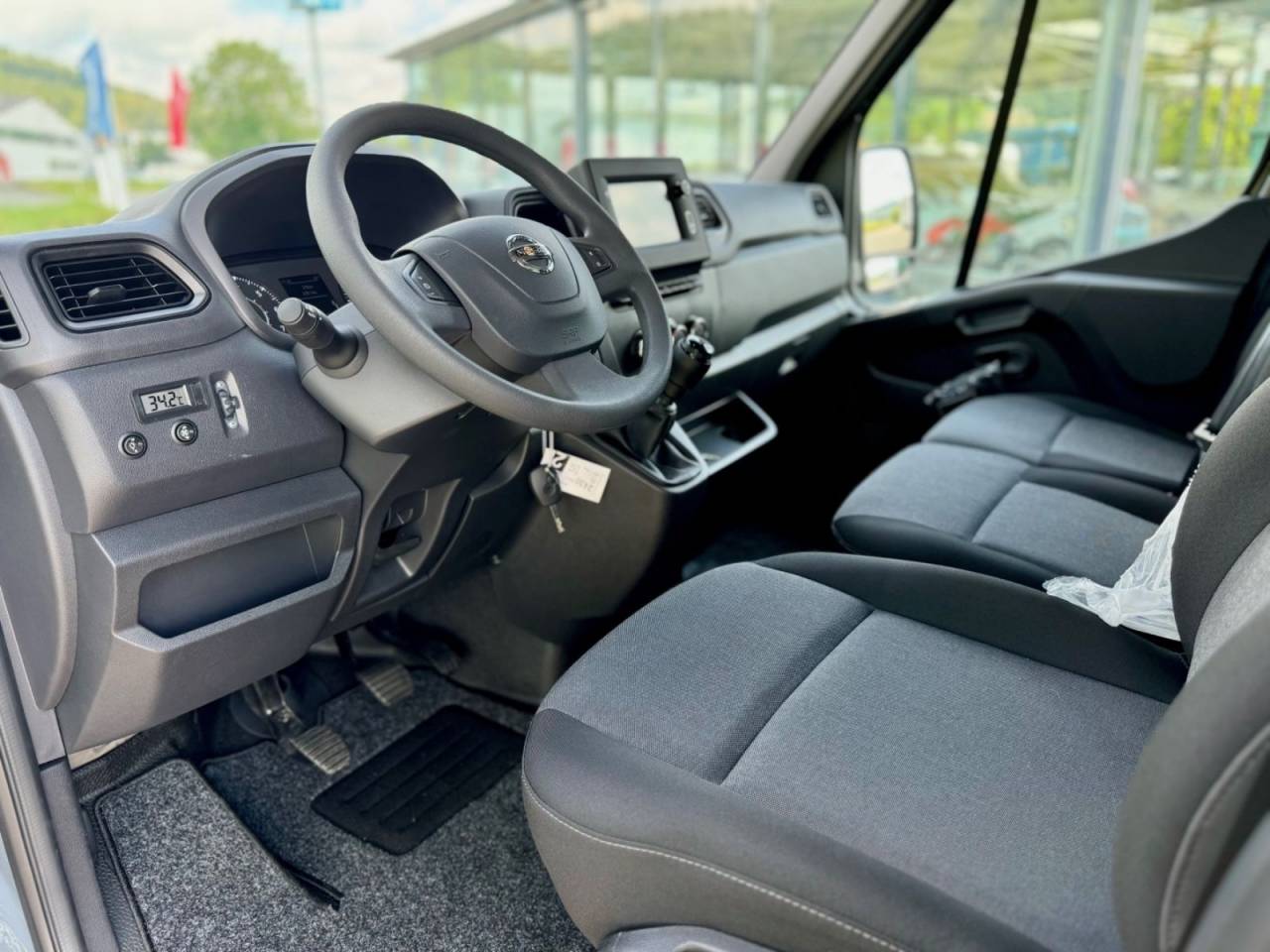 Kleine paardenvrachtwagen (B rijbewijs) Autre marque NISSAN 0 Nieuw