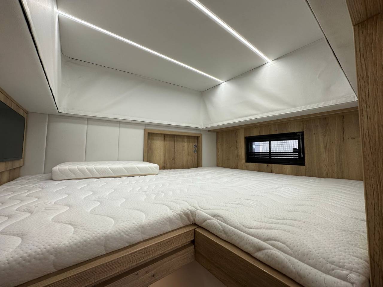 Zware paardenvrachtwagen (groot rijbewijs) Scania SCANIA 0 Nieuw