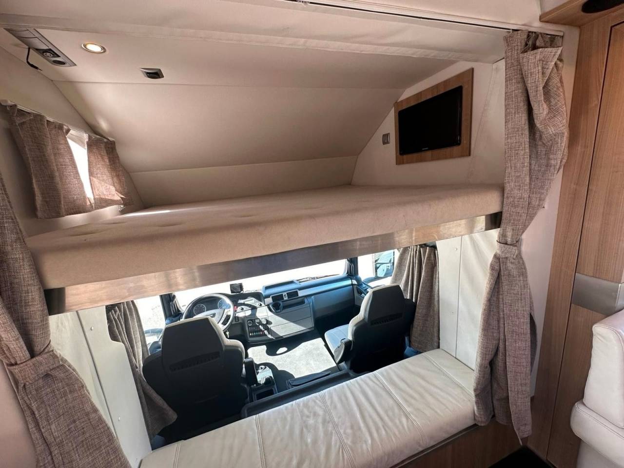 Zware paardenvrachtwagen (groot rijbewijs) Man MAN 0 Tweedehands