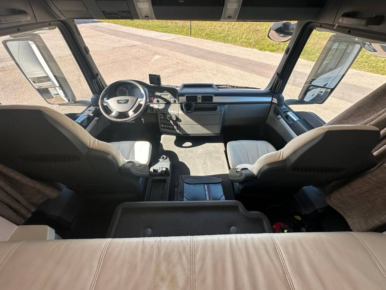 Zware paardenvrachtwagen (groot rijbewijs) Man MAN 0 Tweedehands