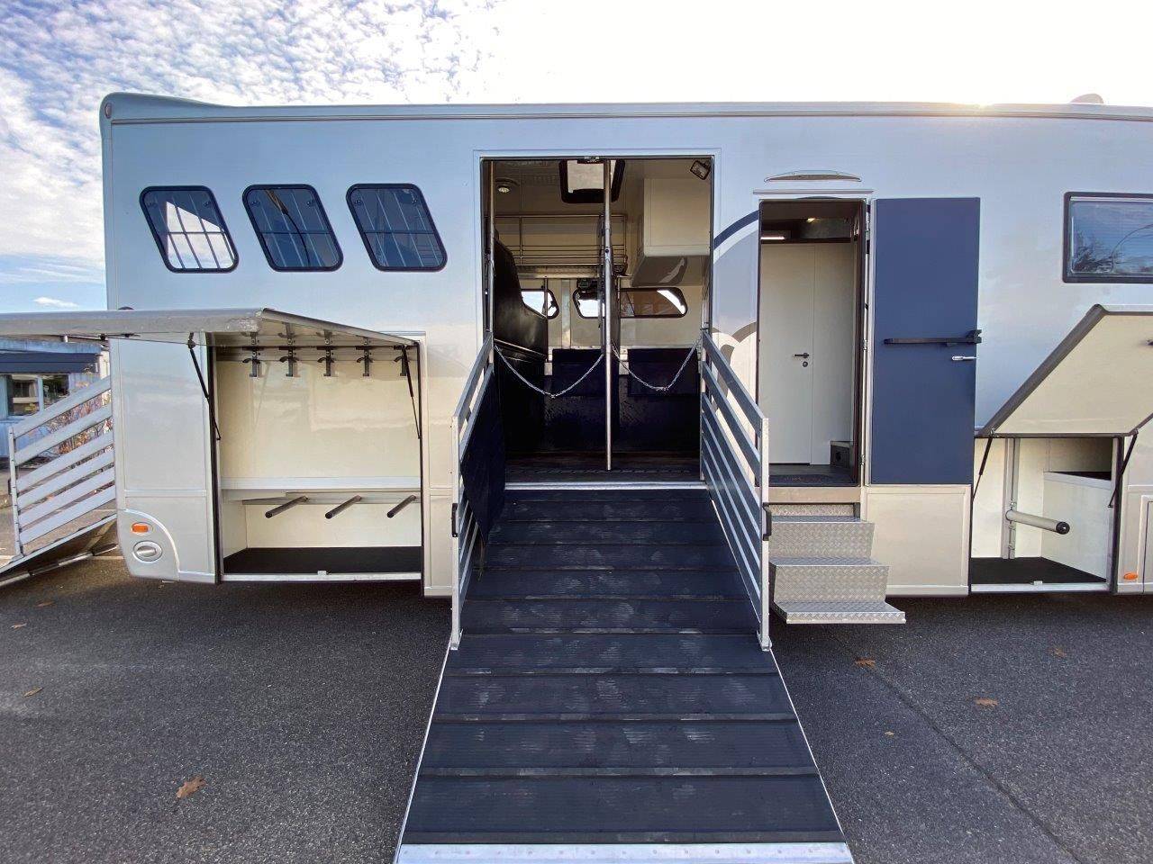 Zware paardenvrachtwagen (groot rijbewijs) Man MAN 0 Tweedehands