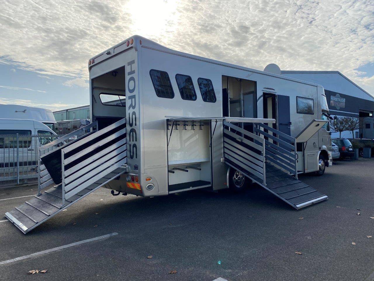 Zware paardenvrachtwagen (groot rijbewijs) Man MAN 0 Tweedehands
