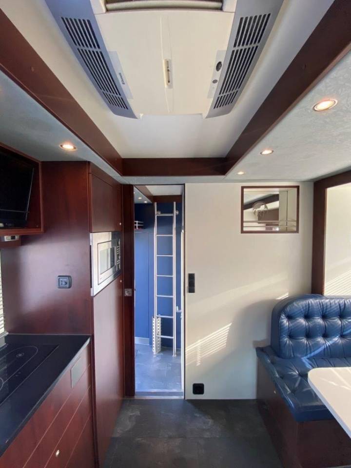 Zware paardenvrachtwagen (groot rijbewijs) Man MAN 0 Tweedehands