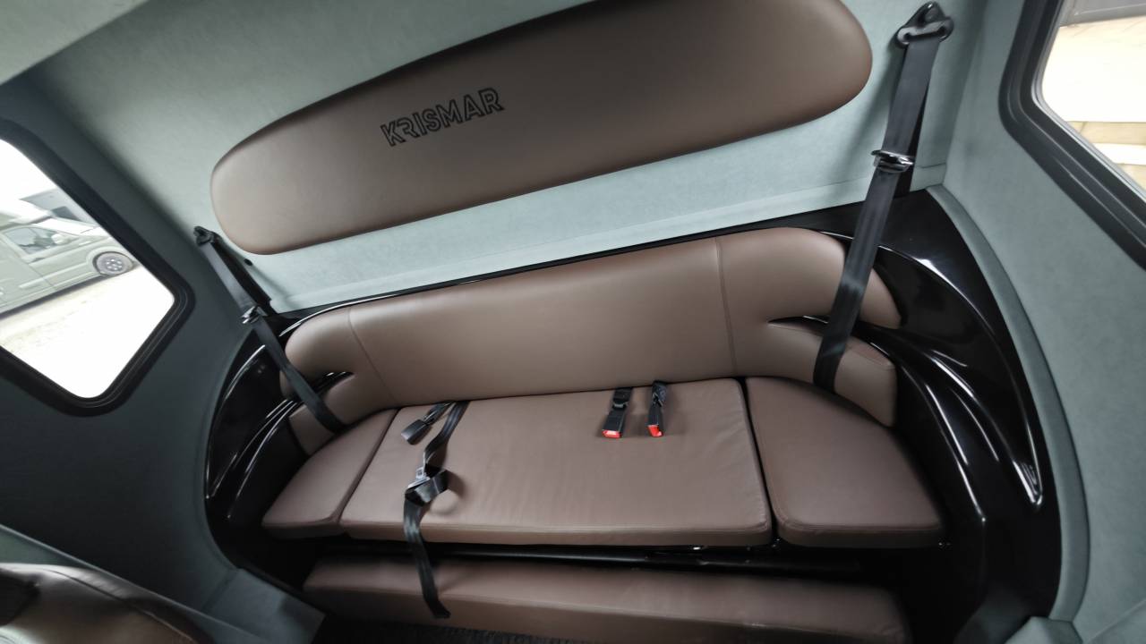 Kleine paardenvrachtwagen (B rijbewijs) Krismar Man TGE Horsebox 5-2 2025 Nieuw