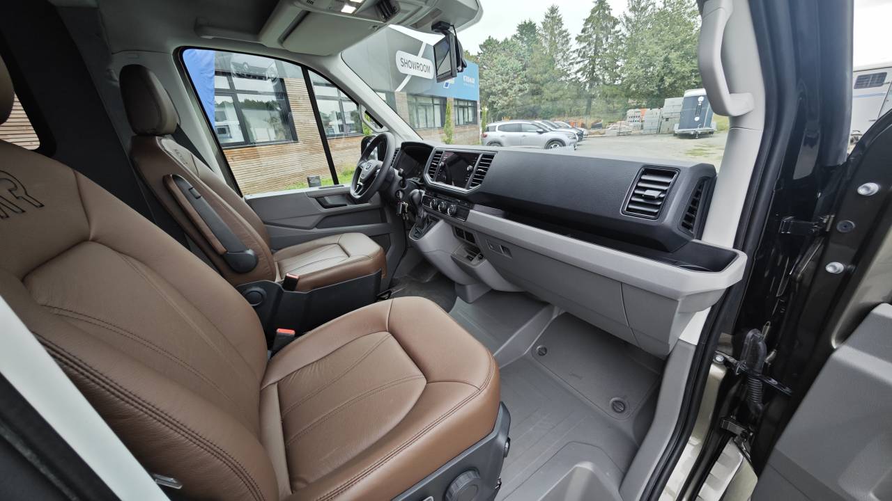 Kleine paardenvrachtwagen (B rijbewijs) Krismar Man TGE Horsebox 5-2 2025 Nieuw