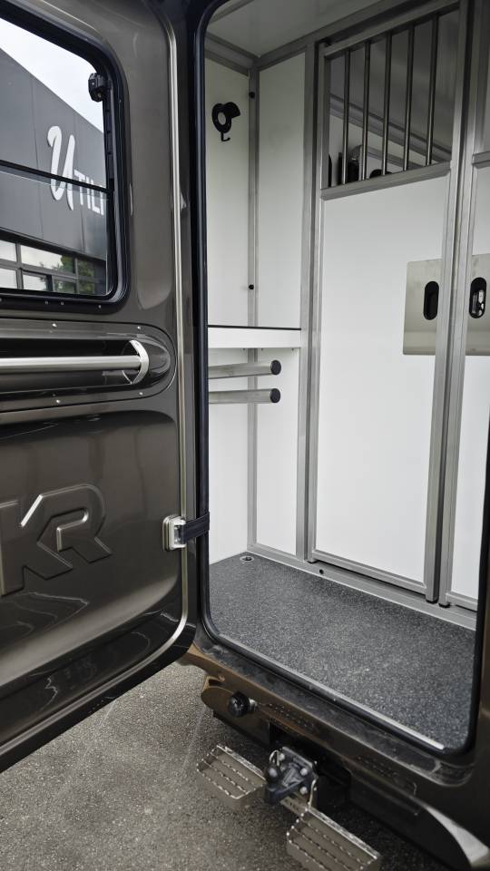 Kleine paardenvrachtwagen (B rijbewijs) Krismar Man TGE Horsebox 5-2 2025 Nieuw