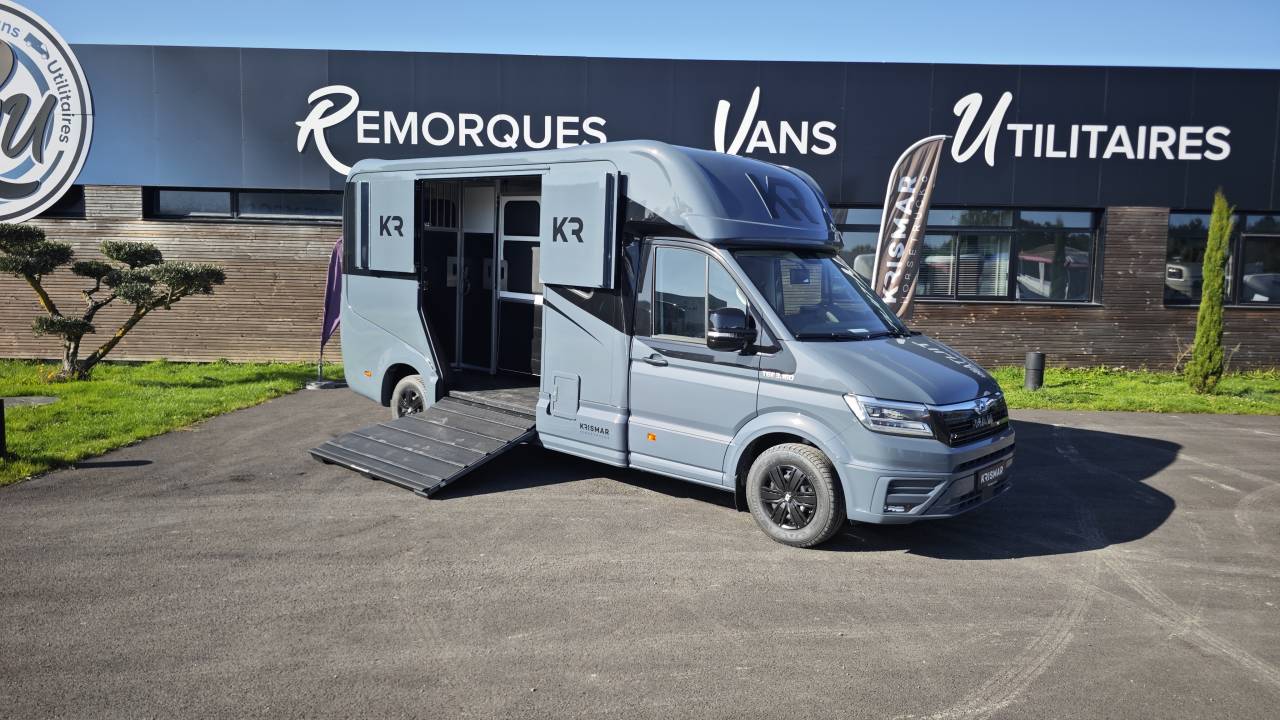 Kleine paardenvrachtwagen (B rijbewijs) Krismar Man TGE Horsebox 5-2 2026 Nieuw