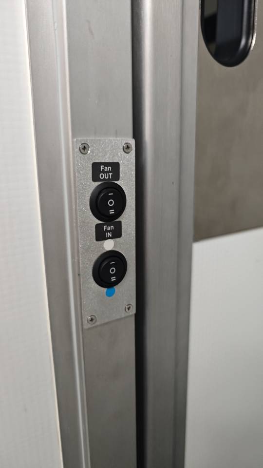 Paardentrailers Ander merk Krismar stalles 2h 2.5 2 Paarden 2025 Nieuw