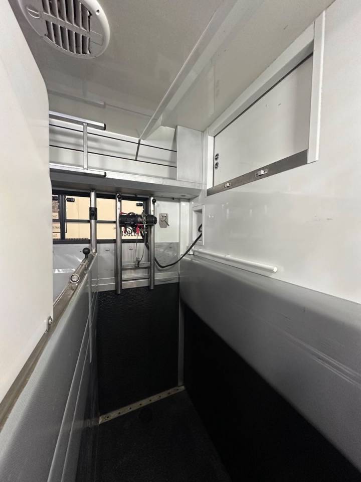 Zware paardenvrachtwagen (groot rijbewijs) Autre marque VOLVO 0 Tweedehands