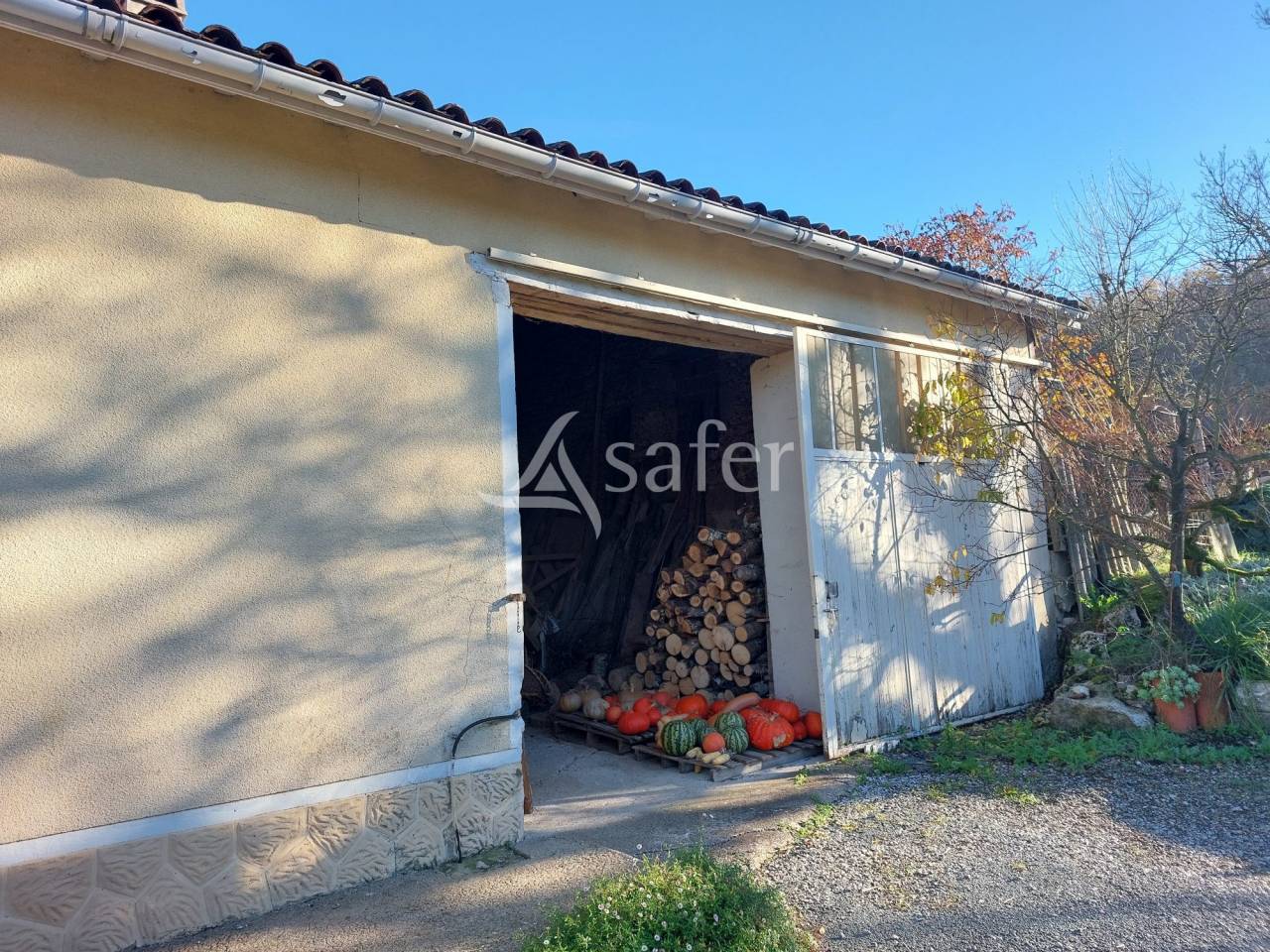 Ander plattelands vastgoed Koop Dordogne