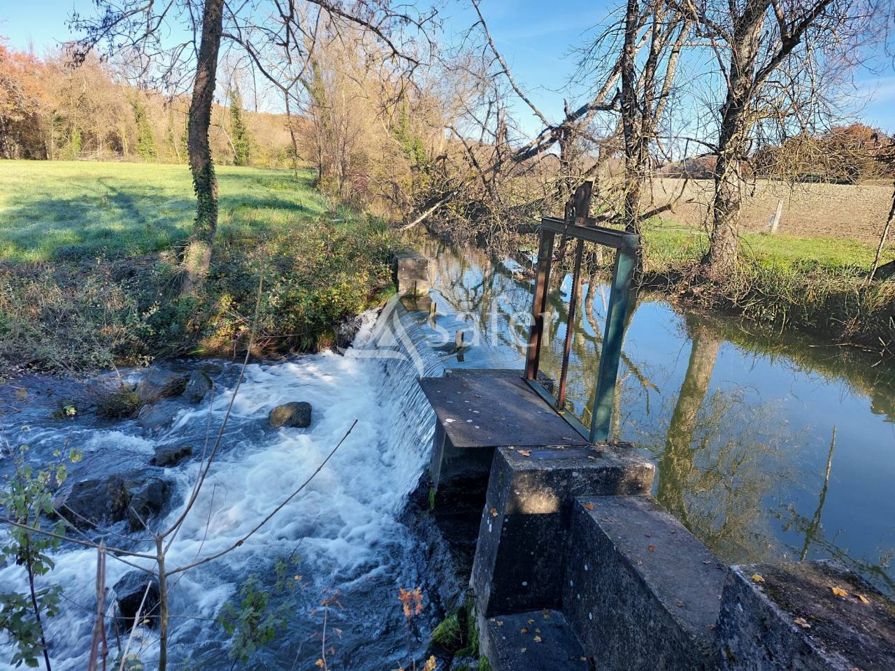 Ander plattelands vastgoed Koop Dordogne