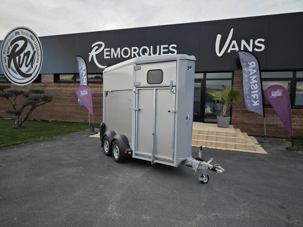 Paardentrailers Ifor Williams Hb403 1,5 Paard 2025 Nieuw