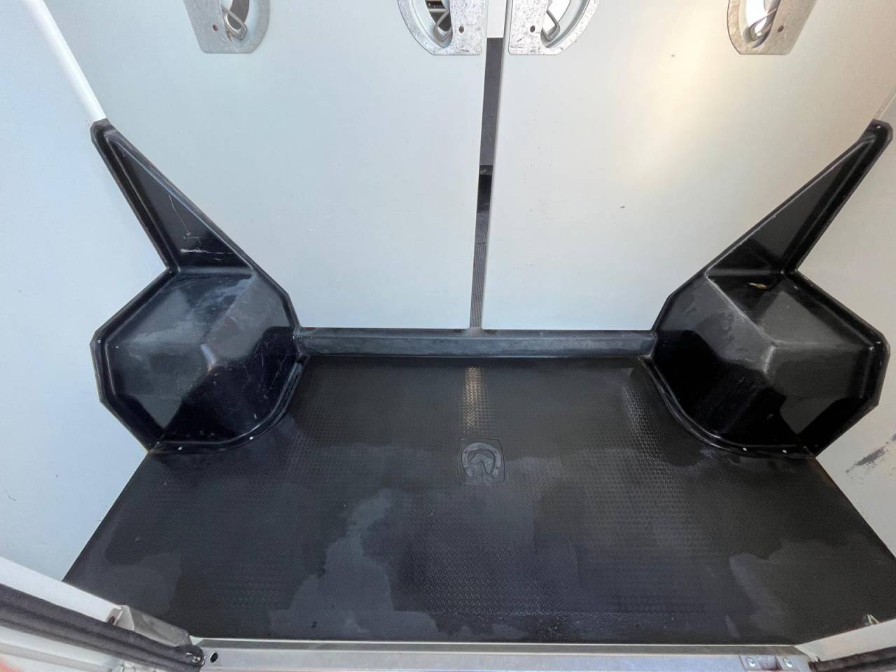 Kleine paardenvrachtwagen (B rijbewijs) Theault VL BOXER THEAULT PROTEO 2014 Tweedehands