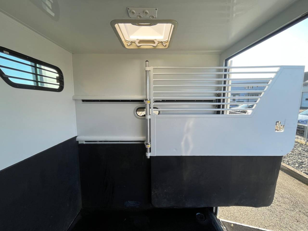 Kleine paardenvrachtwagen (B rijbewijs) Theault VL BOXER THEAULT PROTEO 2014 Tweedehands