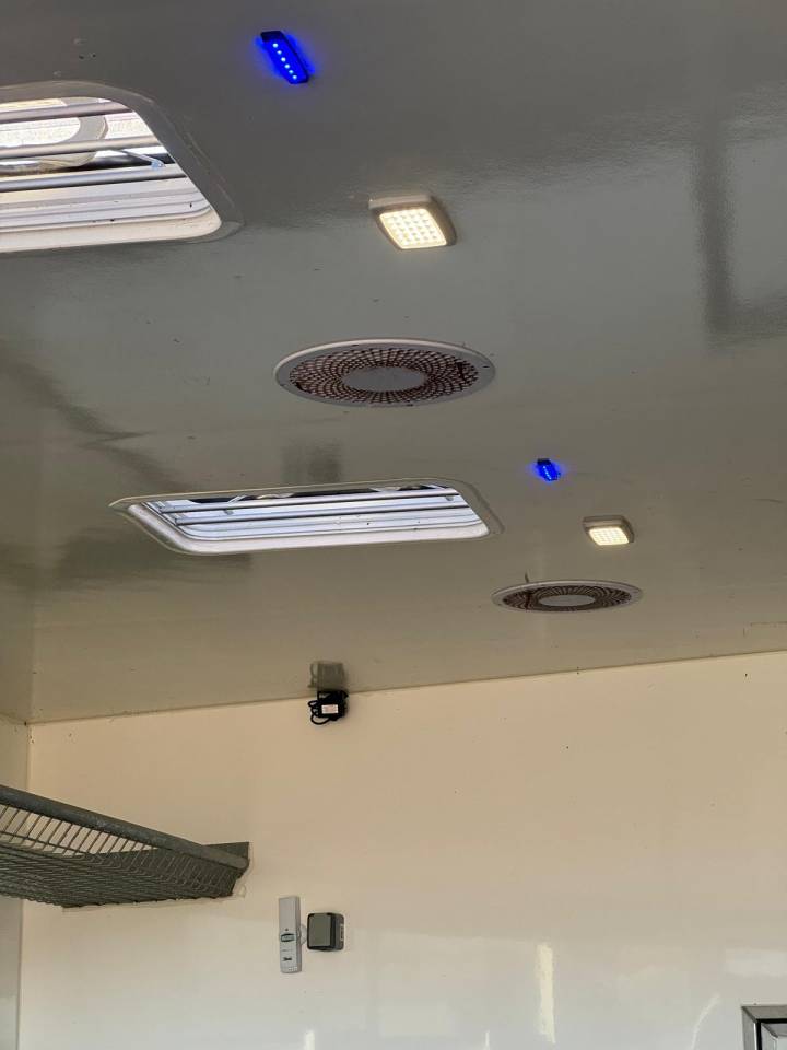 Zware paardenvrachtwagen (groot rijbewijs) Andere merken PAILLARD 2023 Tweedehands