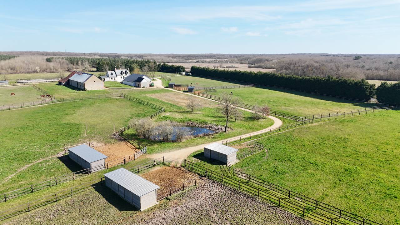Mooi hippisch vastgoed Koop Indre-et-Loire