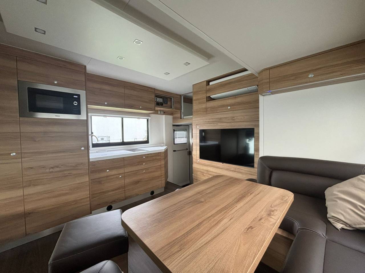 Zware paardenvrachtwagen (groot rijbewijs) Krismar Classicspace 2640 gamme pro 2025 Nieuw