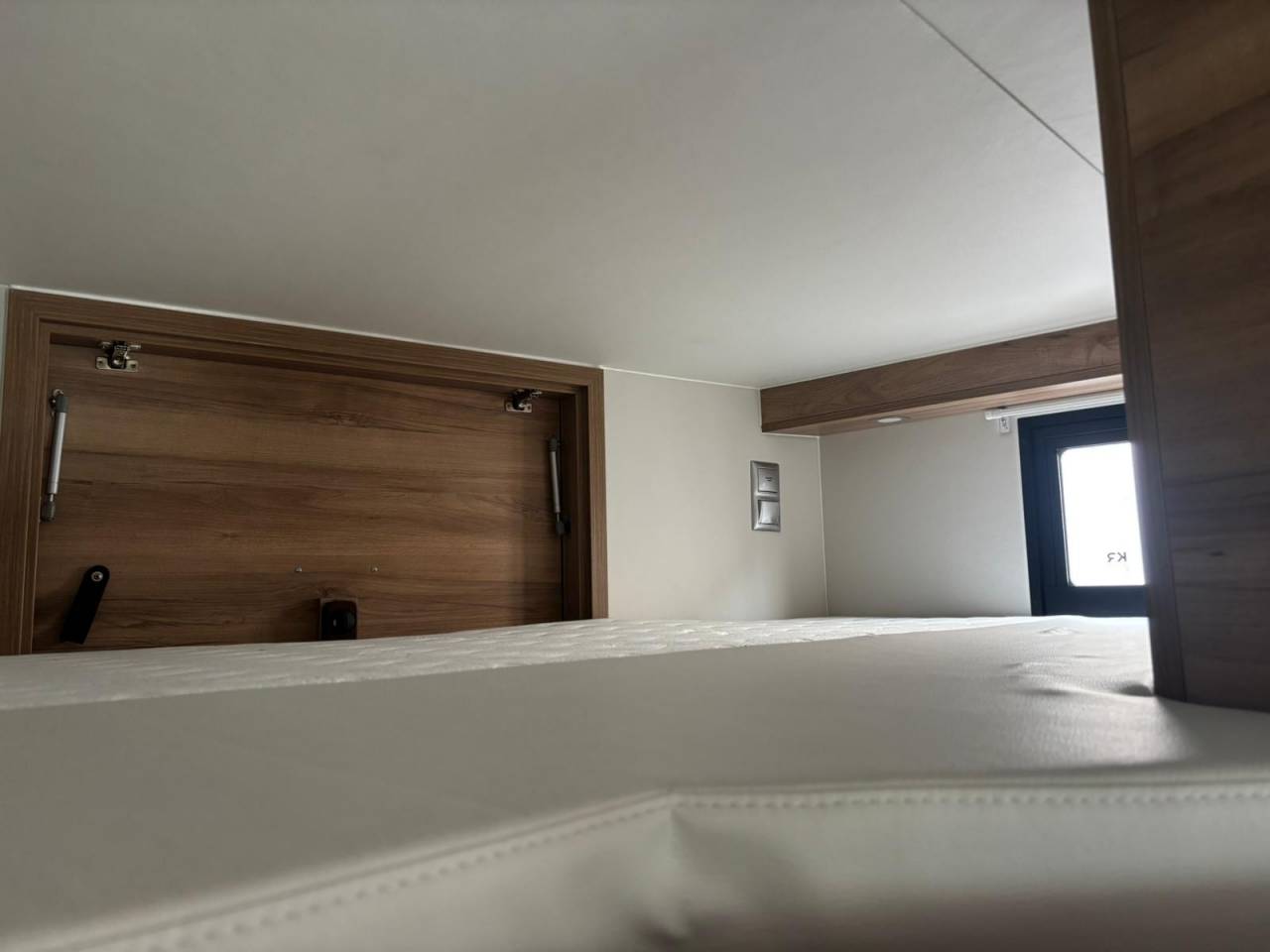 Zware paardenvrachtwagen (groot rijbewijs) Krismar Classicspace 2640 gamme pro 2025 Nieuw