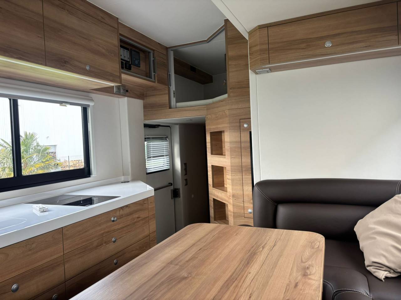 Zware paardenvrachtwagen (groot rijbewijs) Krismar Classicspace 2640 gamme pro 2025 Nieuw