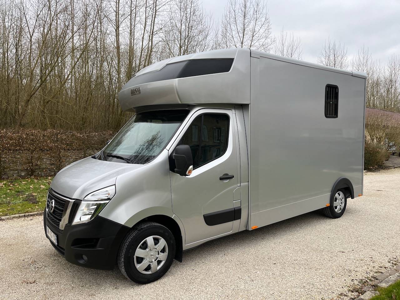 Kleine paardenvrachtwagen (B rijbewijs) Autre marque NISSAN 0 Nieuw