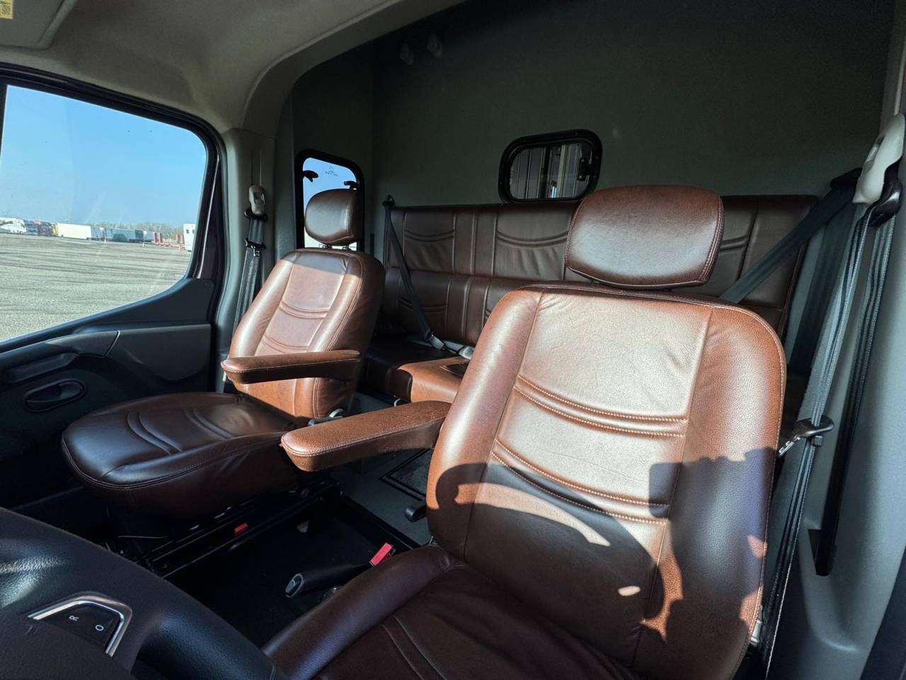 Kleine paardenvrachtwagen (B rijbewijs) Chardron Renault Master 2023 Tweedehands