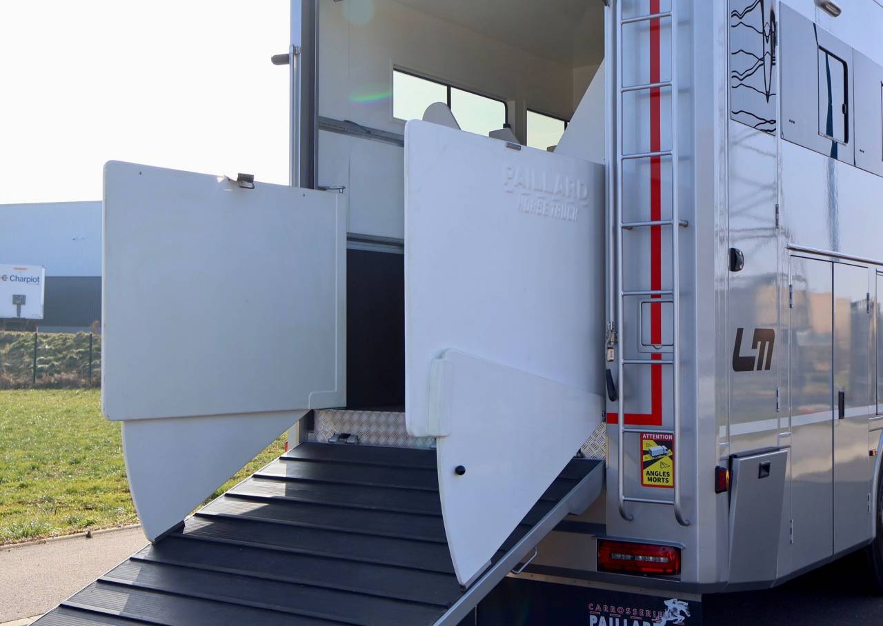 Zware paardenvrachtwagen (groot rijbewijs) Andere merken MAN TGS 26.430 PAILLARD 8 CHEVAUX POP OUT 2025 Nieuw