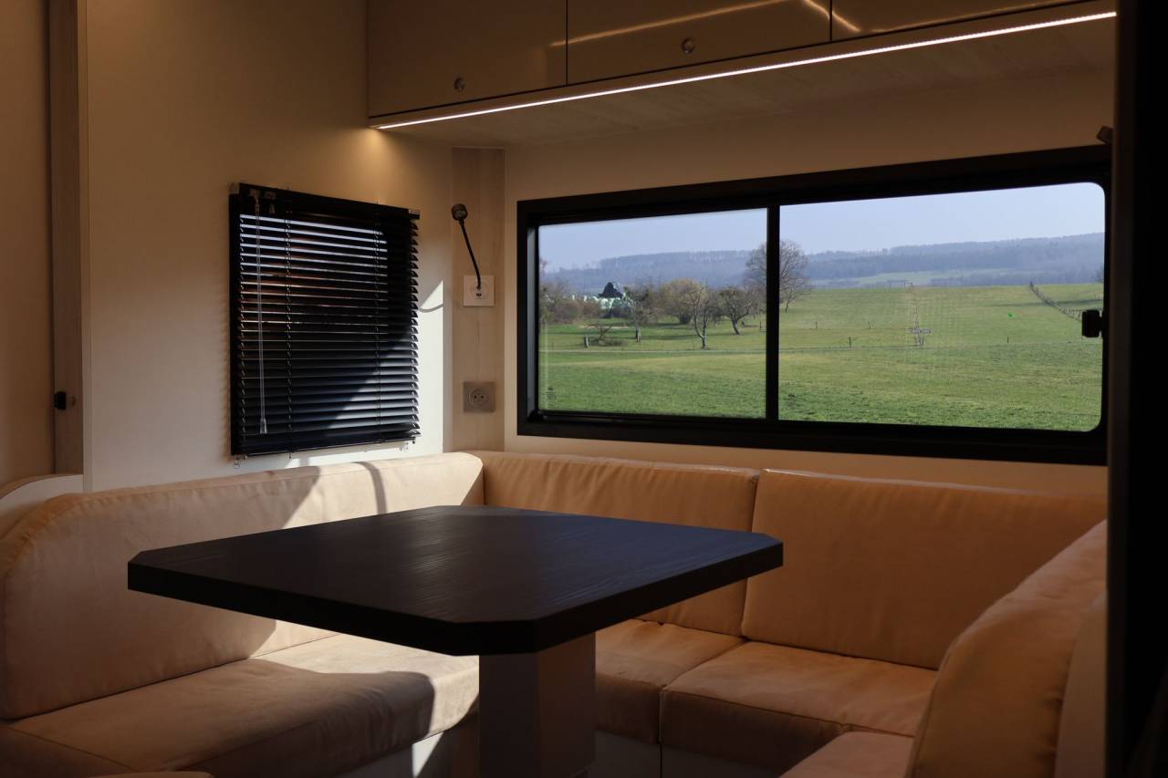 Zware paardenvrachtwagen (groot rijbewijs) Andere merken MAN TGS 26.430 PAILLARD 8 CHEVAUX POP OUT 2025 Nieuw