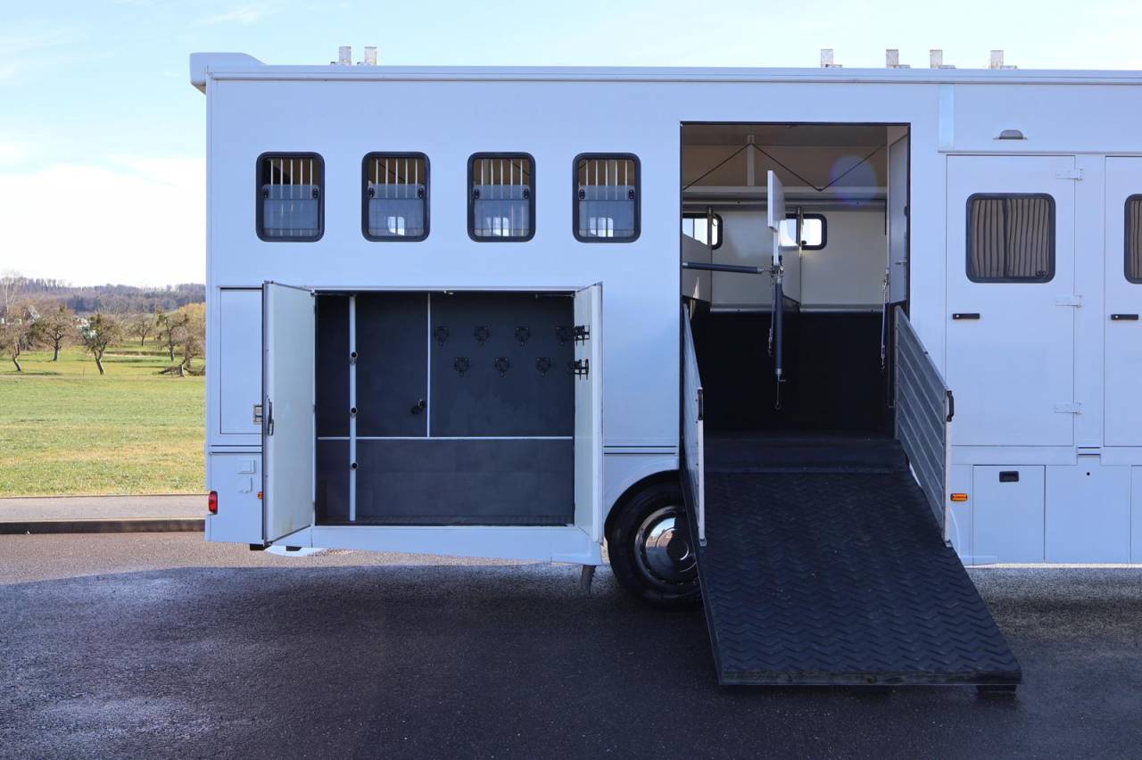 Zware paardenvrachtwagen (groot rijbewijs) Andere merken MAN TGA 26.430 JL POP OUT 2007 Tweedehands