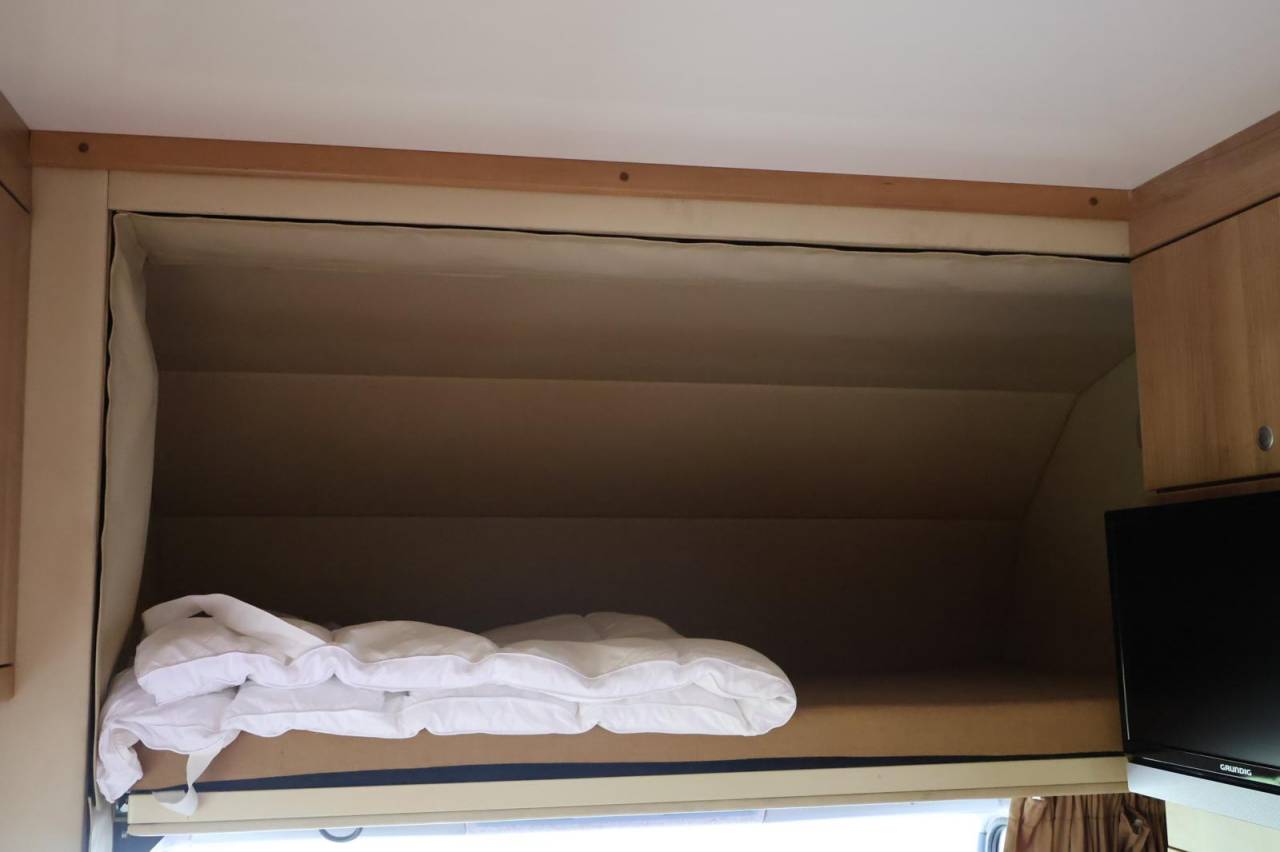 Zware paardenvrachtwagen (groot rijbewijs) Andere merken AK ATEGO 4 CHEVAUX 8.180 2014 Tweedehands